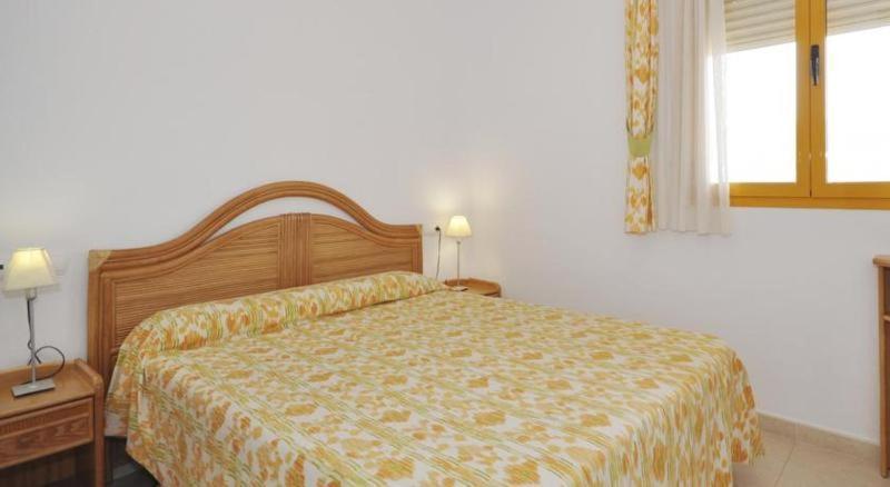 Apartamentos Ambar Beach Unitursa كاليبي الغرفة الصورة
