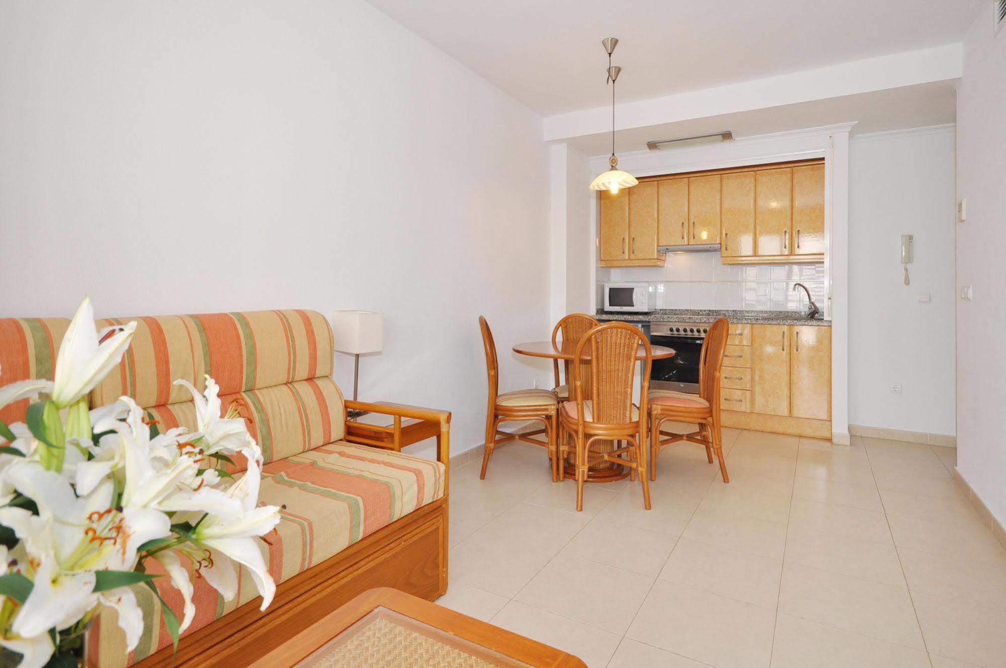 Apartamentos Ambar Beach Unitursa كاليبي المظهر الخارجي الصورة